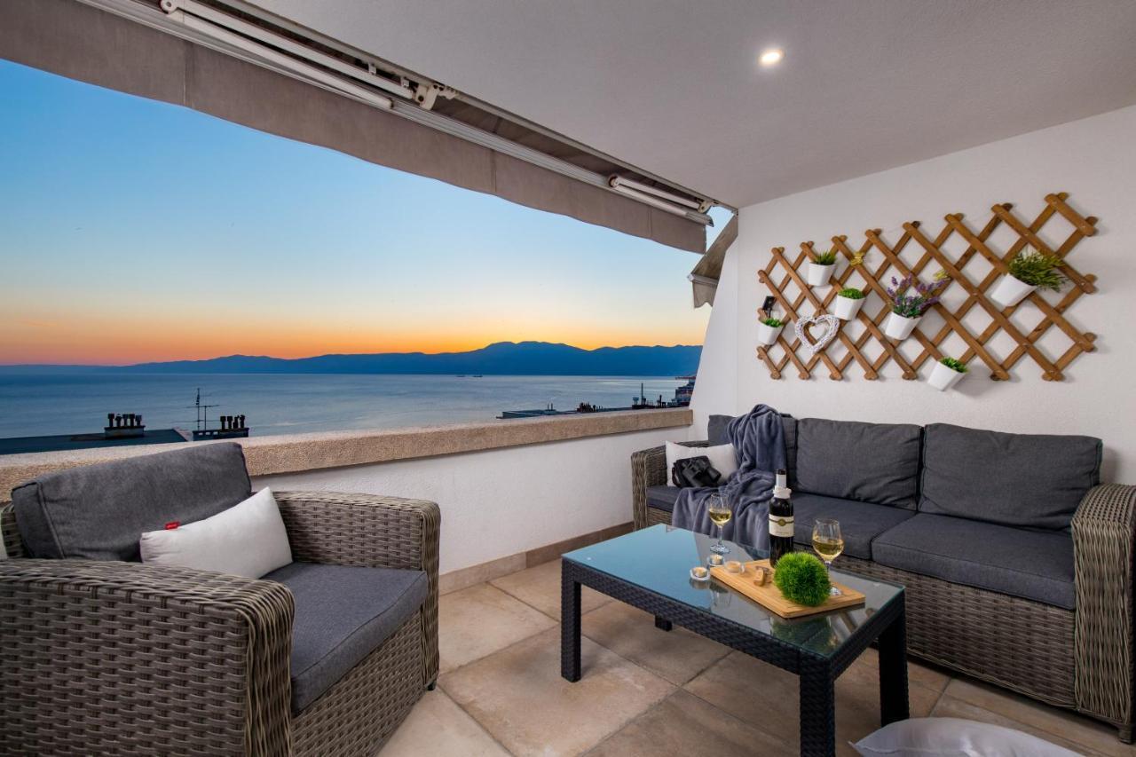 Lux Apartment Sky View Риека Экстерьер фото